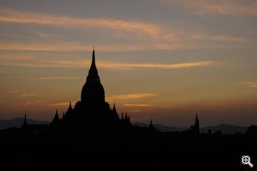 Sonnenuntergang in Bagan, Myanmar
