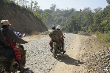 Schotterpiste in Myanmar