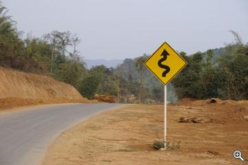 Verkehrsschild in Burma